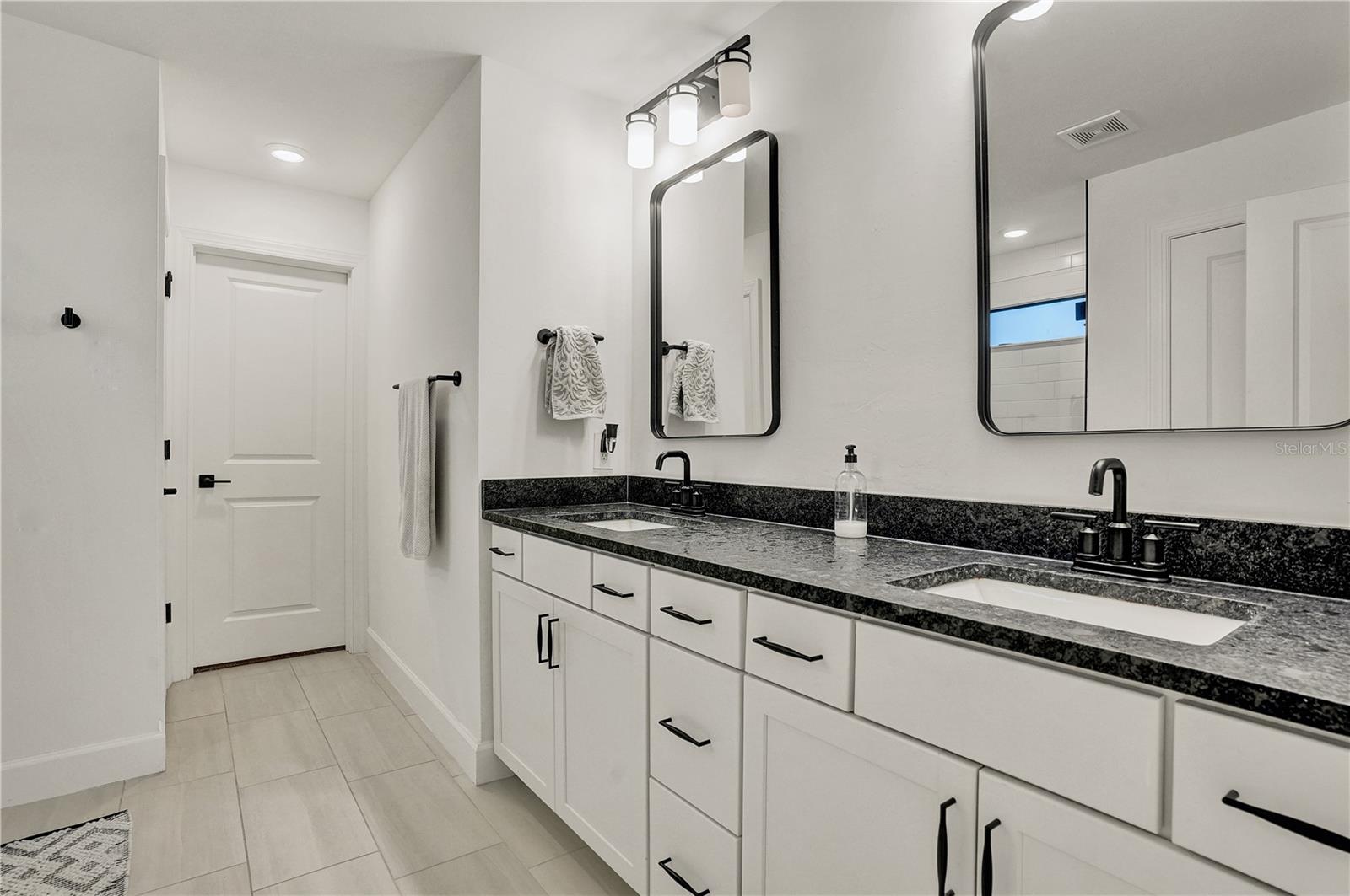 Image 29 of 61 For 6304 Winding Pine Drive