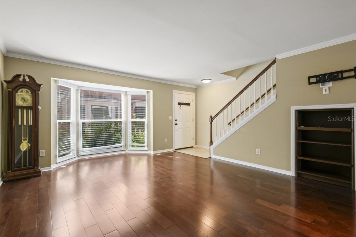 Image 3 of 17 For 301 Bungalow Park Avenue C