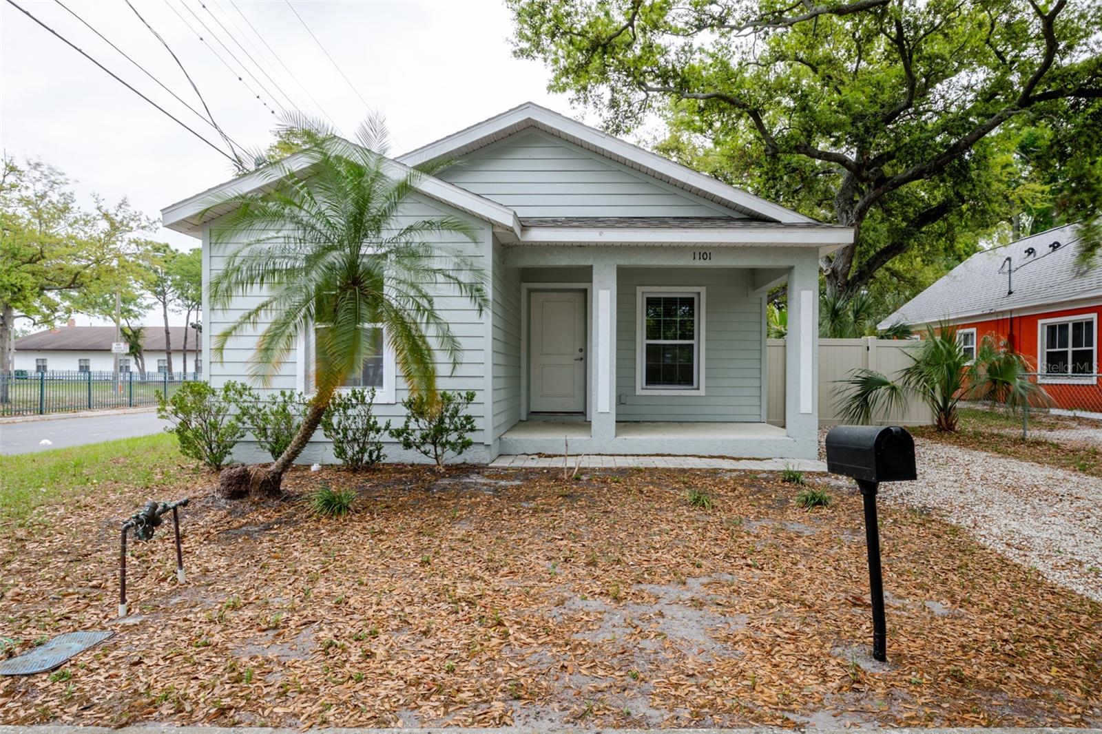 Image 10 of 60 For 1101 2nd Street W