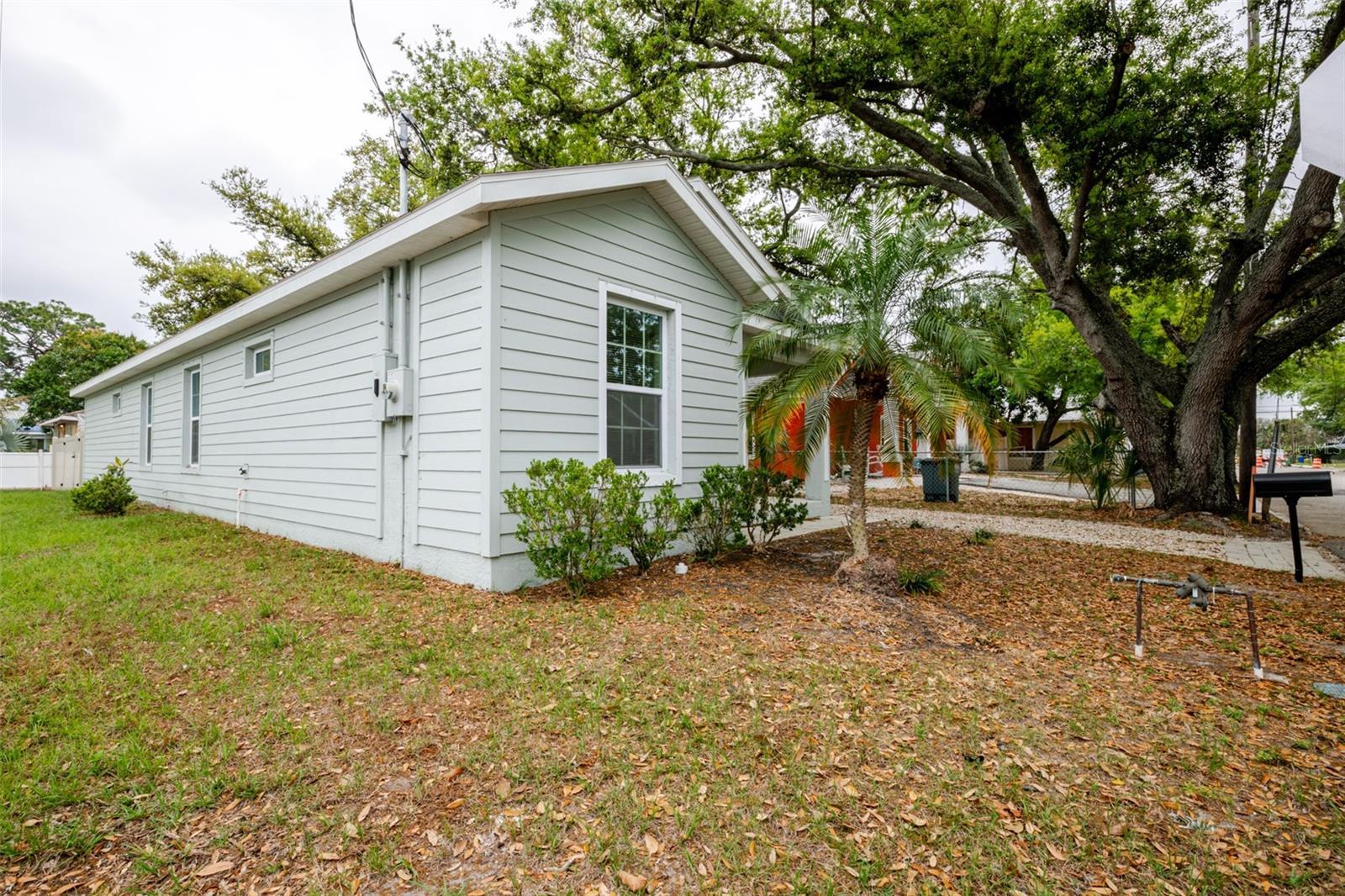 Image 13 of 60 For 1101 2nd Street W