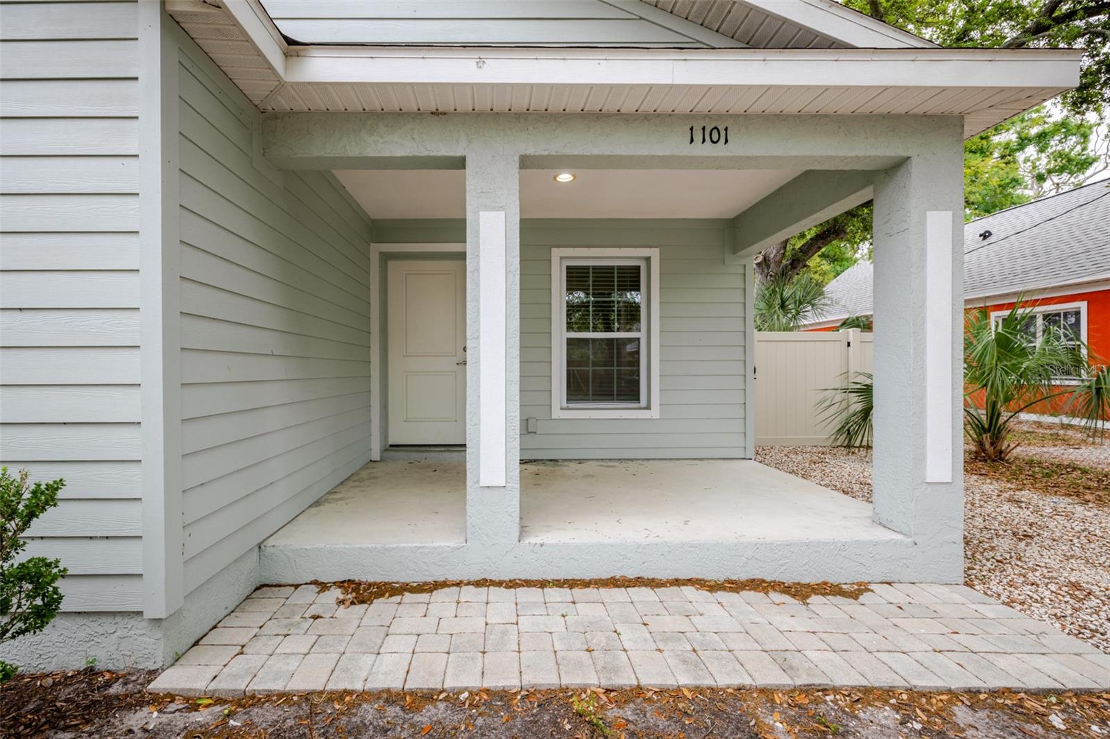 Image 14 of 60 For 1101 2nd Street W