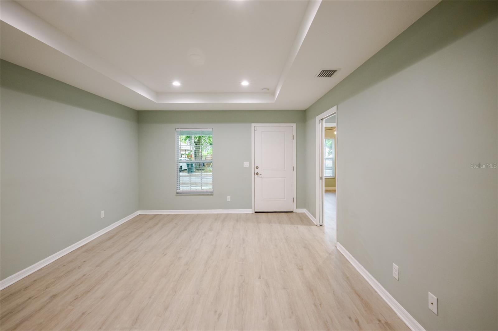 Image 16 of 60 For 1101 2nd Street W