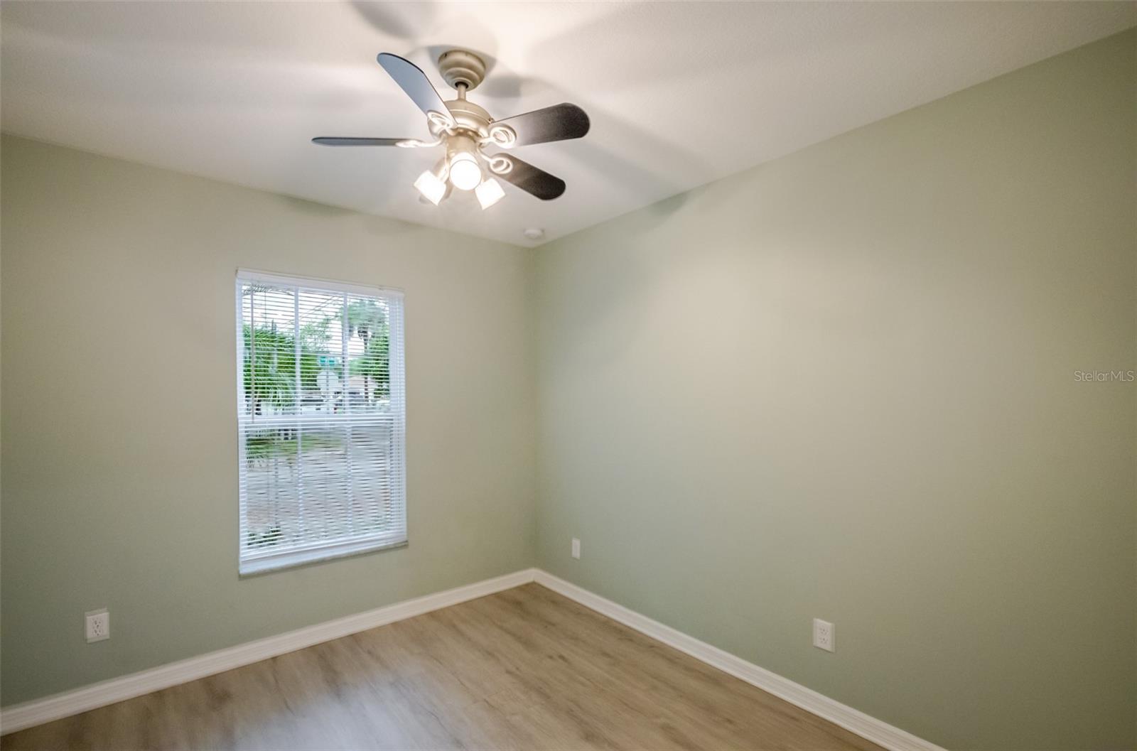 Image 34 of 60 For 1101 2nd Street W