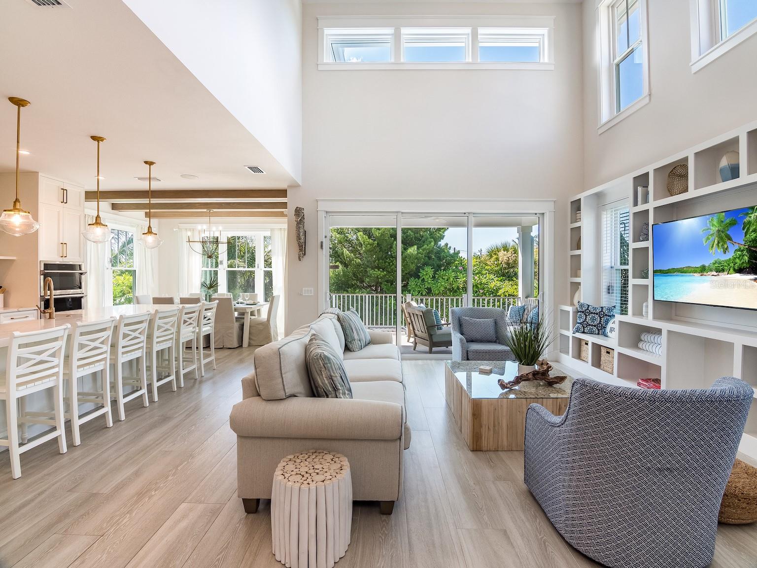 Image 10 of 69 For 419 Alamanda Road