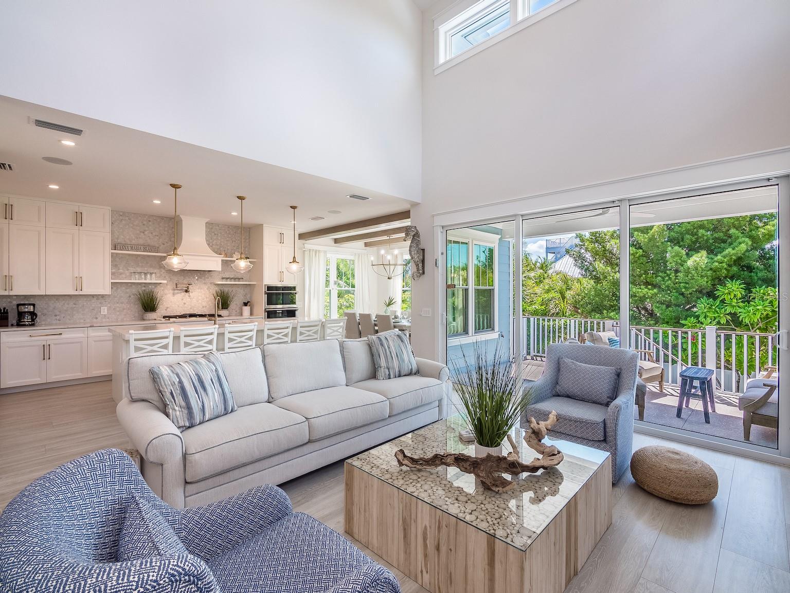 Image 12 of 69 For 419 Alamanda Road