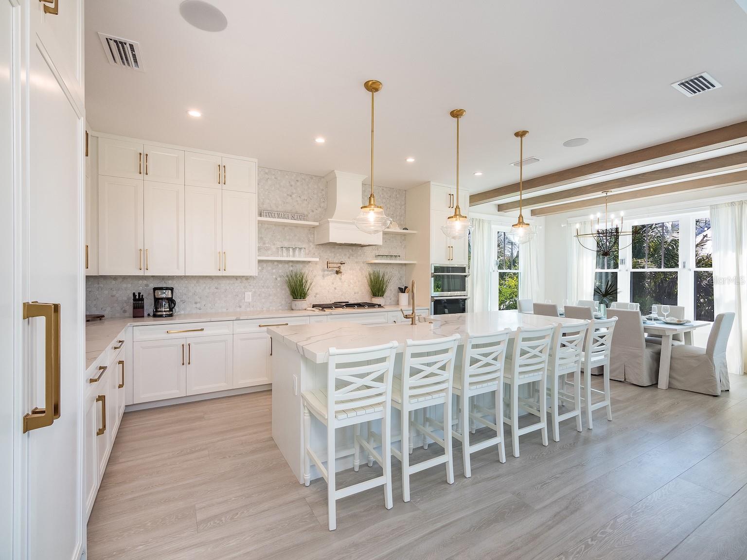 Image 15 of 69 For 419 Alamanda Road