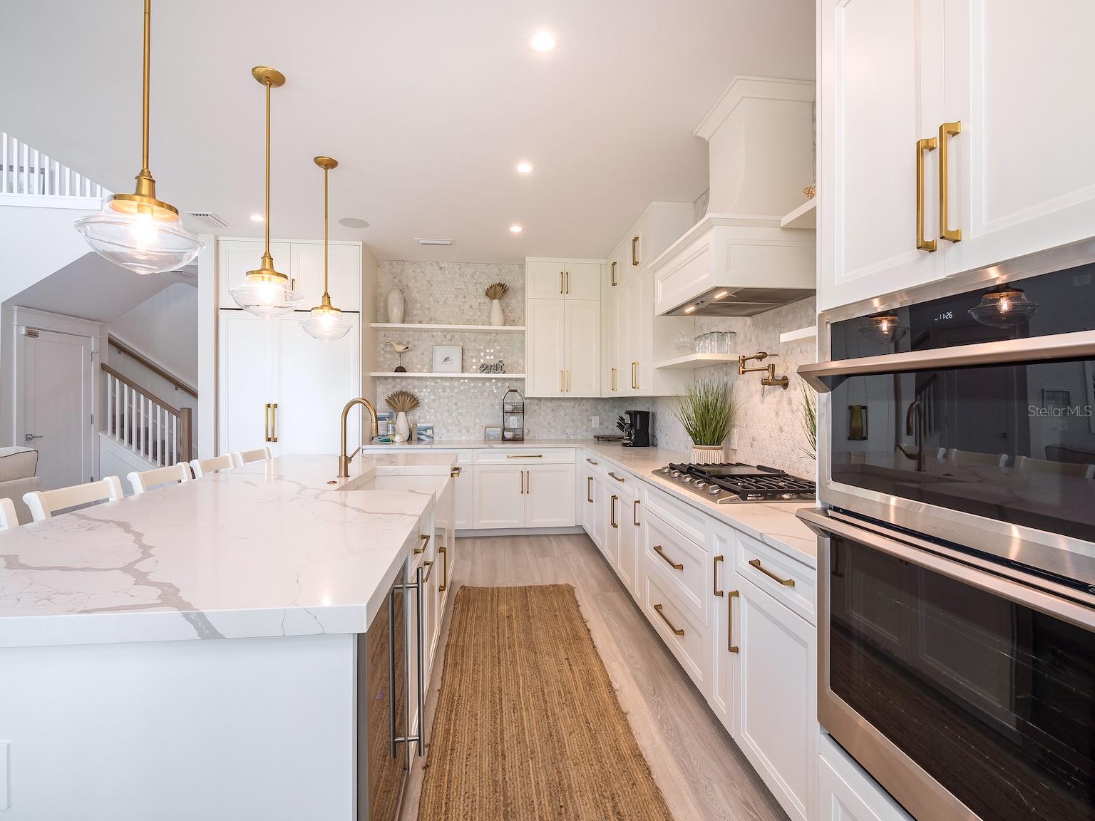 Image 16 of 69 For 419 Alamanda Road