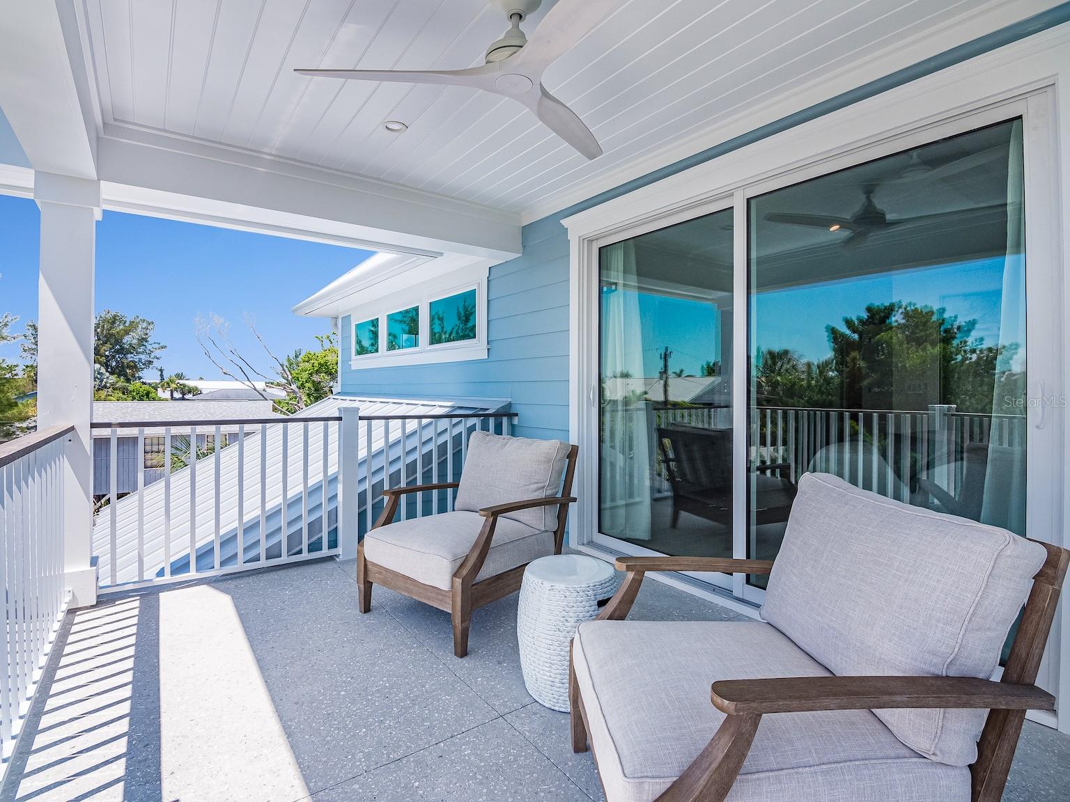 Image 37 of 69 For 419 Alamanda Road