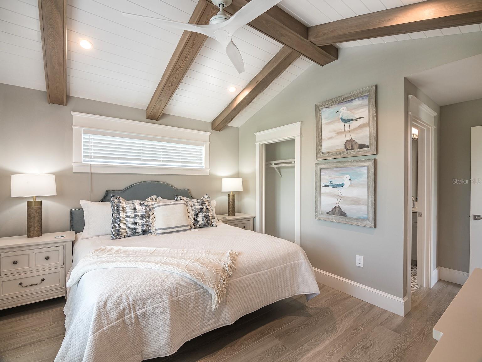 Image 40 of 69 For 419 Alamanda Road