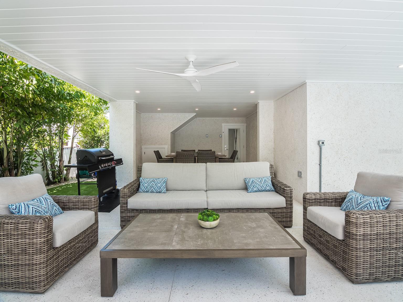 Image 45 of 69 For 419 Alamanda Road