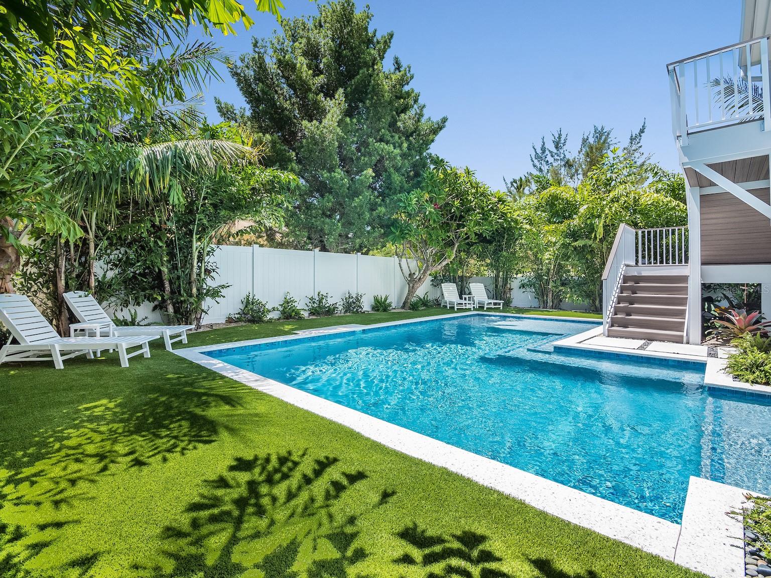 Image 51 of 69 For 419 Alamanda Road