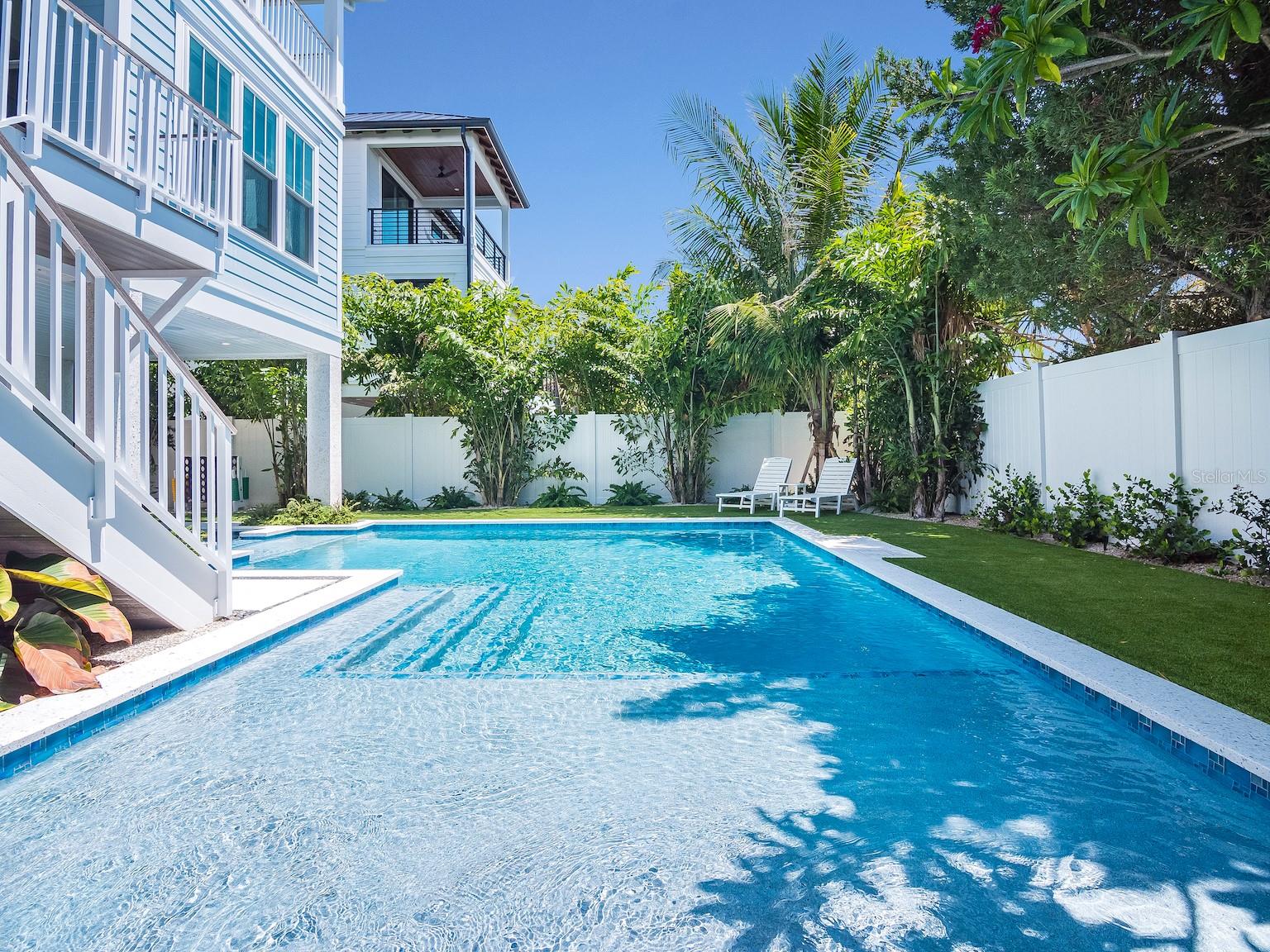 Image 54 of 69 For 419 Alamanda Road