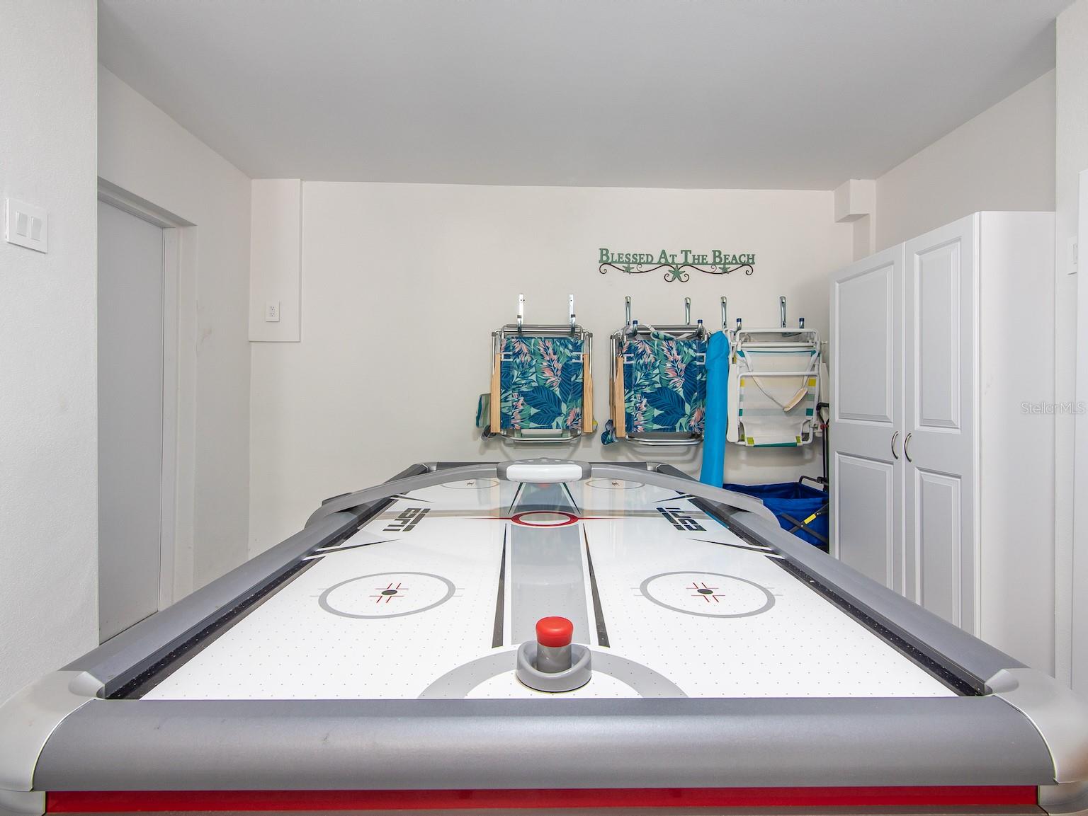 Image 57 of 69 For 419 Alamanda Road