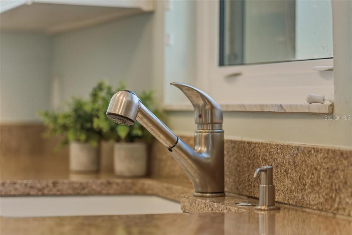 Image 20 of 77 For 633 Alhambra Road 301