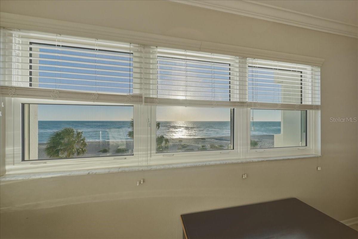 Image 34 of 77 For 633 Alhambra Road 301