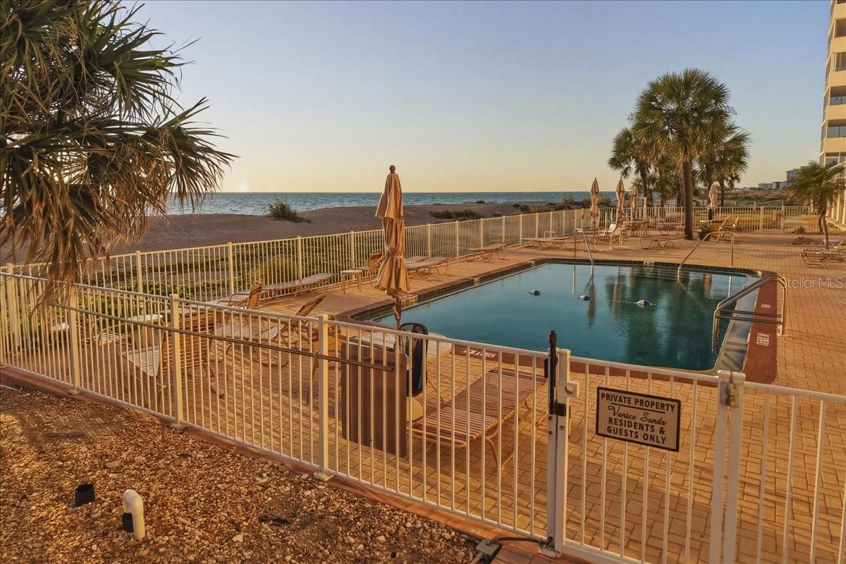 Image 52 of 77 For 633 Alhambra Road 301