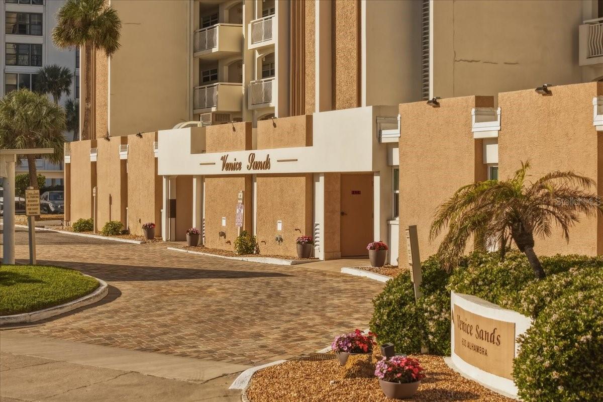 Image 63 of 77 For 633 Alhambra Road 301