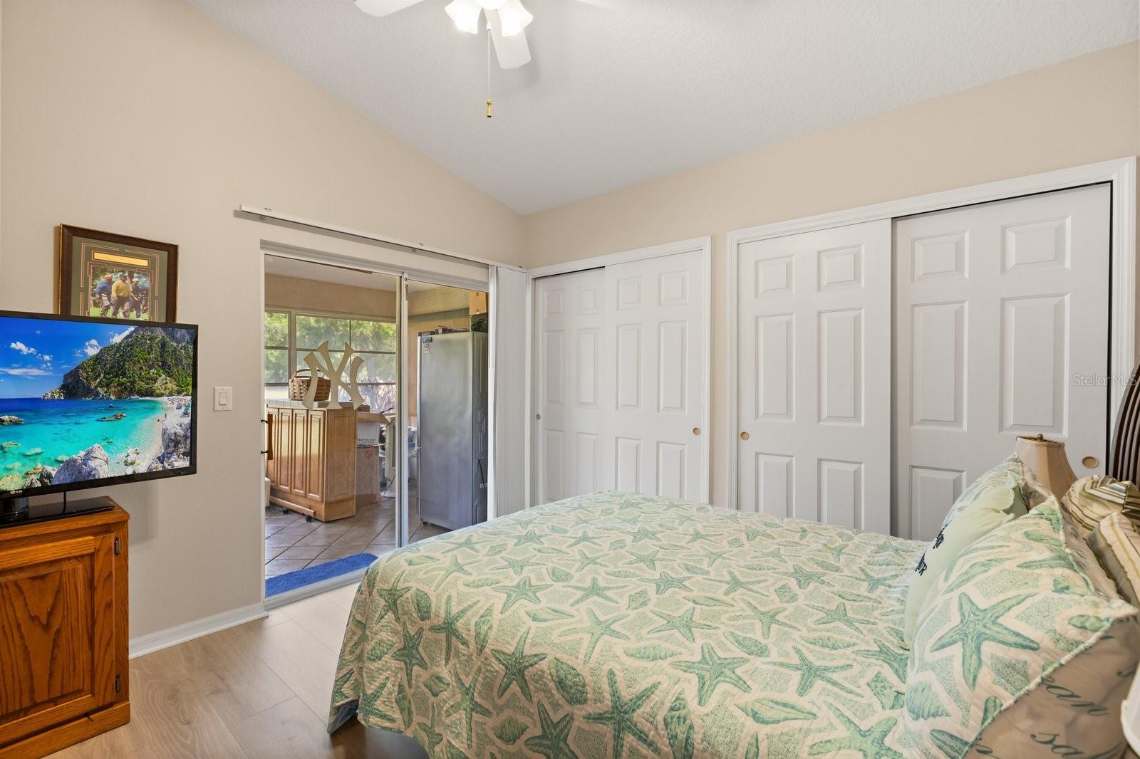 Image 13 of 30 For 21127 Royal St Georges Lane