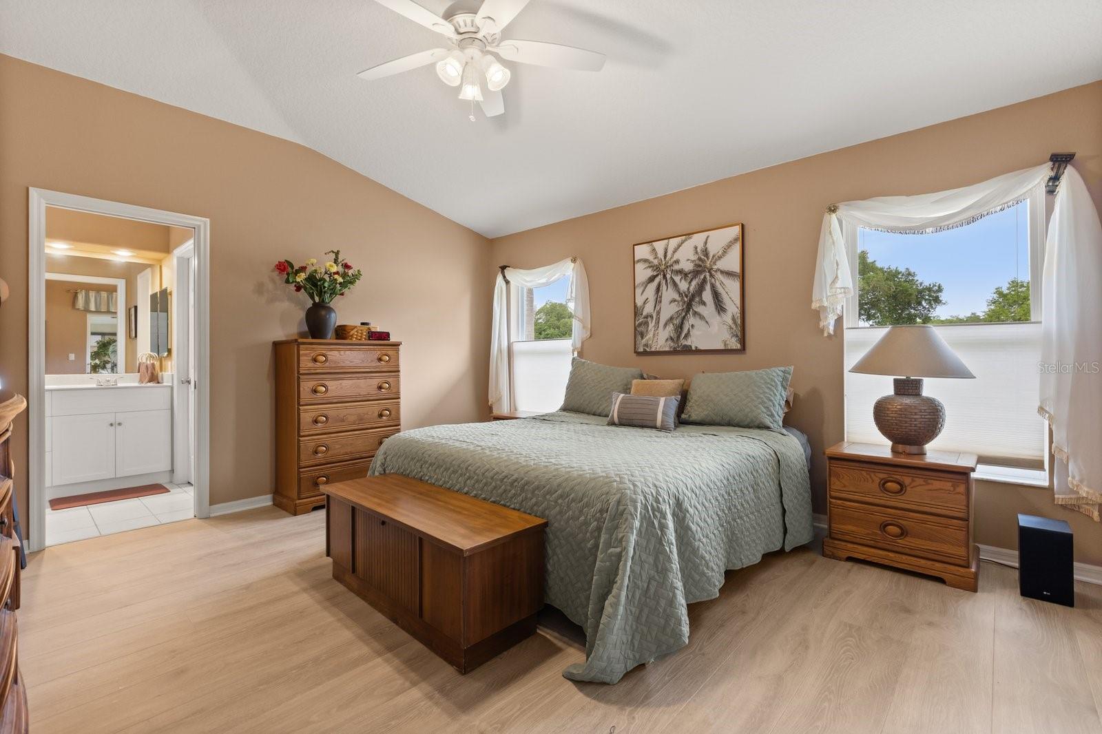 Image 17 of 30 For 21127 Royal St Georges Lane