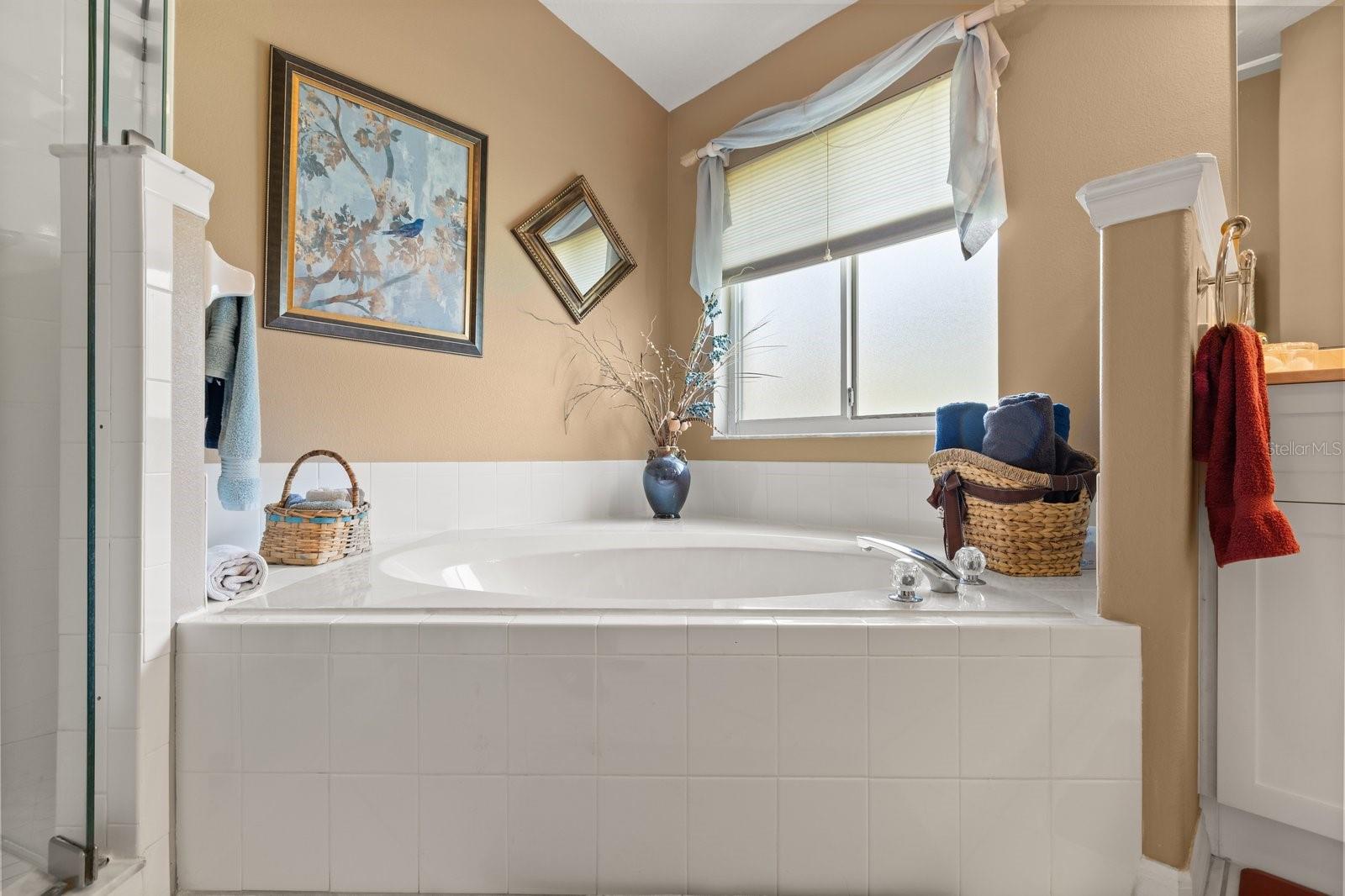 Image 20 of 30 For 21127 Royal St Georges Lane