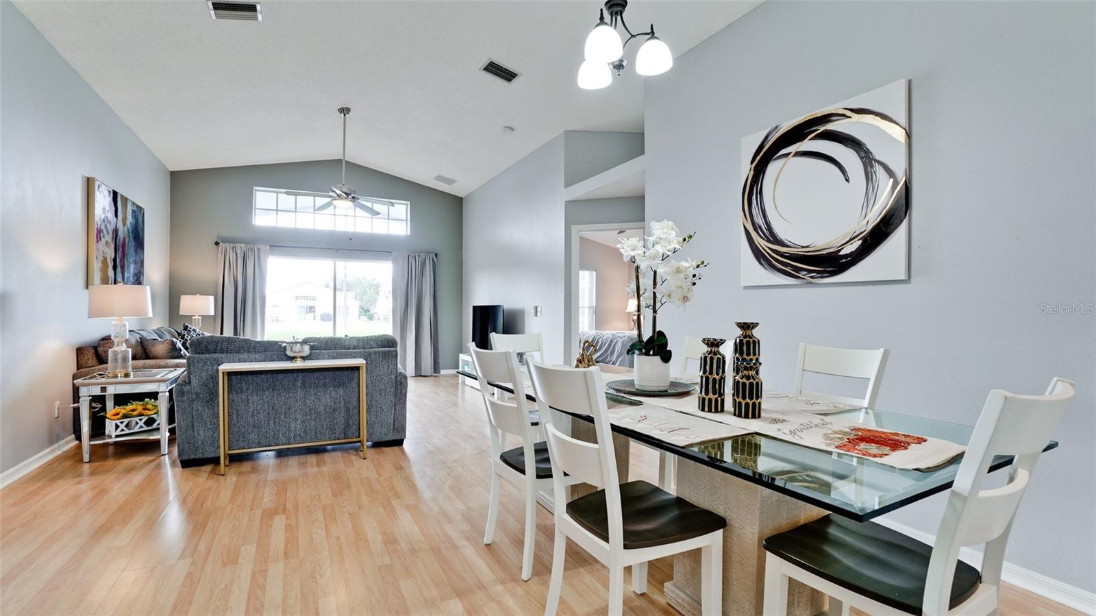 Image 2 of 76 For 4584 Runabout Way