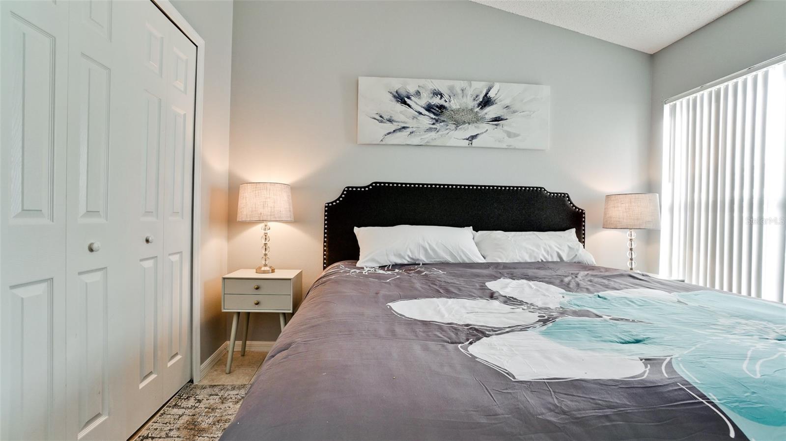 Image 21 of 76 For 4584 Runabout Way