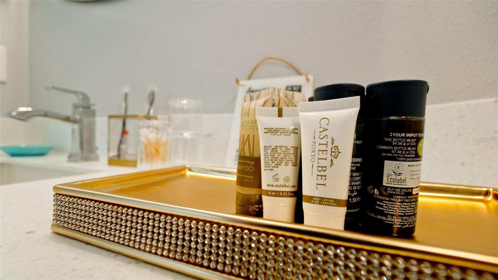 Image 38 of 76 For 4584 Runabout Way