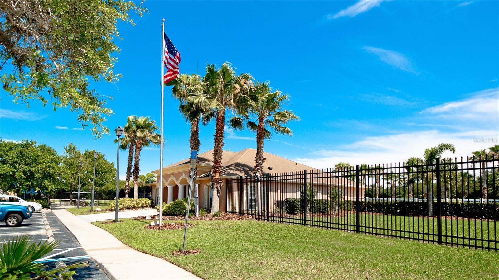 Image 74 of 76 For 4584 Runabout Way