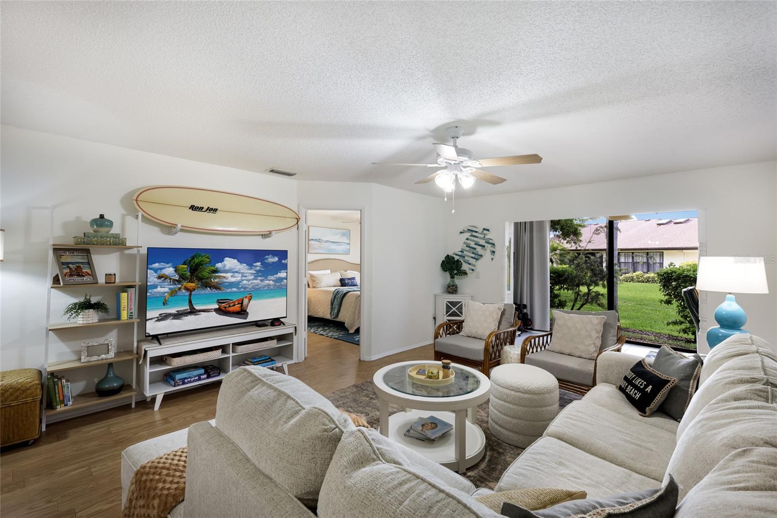 Image 12 of 38 For 7133 28th Avenue W 7133