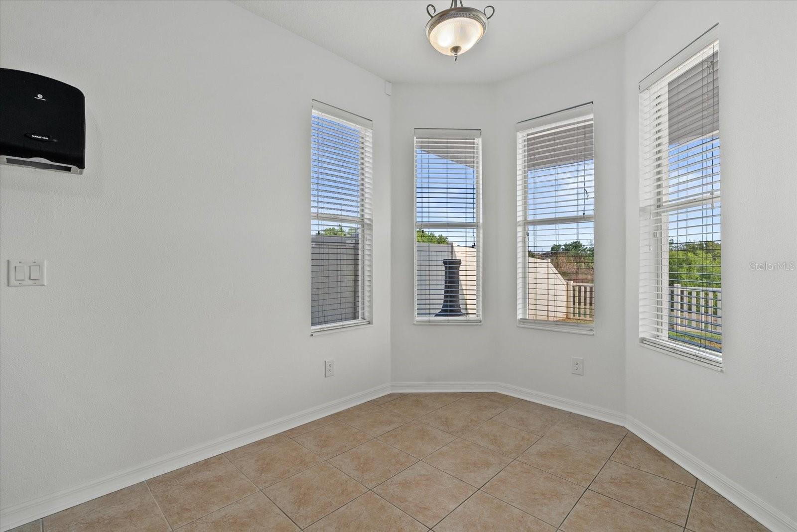 Image 18 of 48 For 12808 Hampton Hill Drive