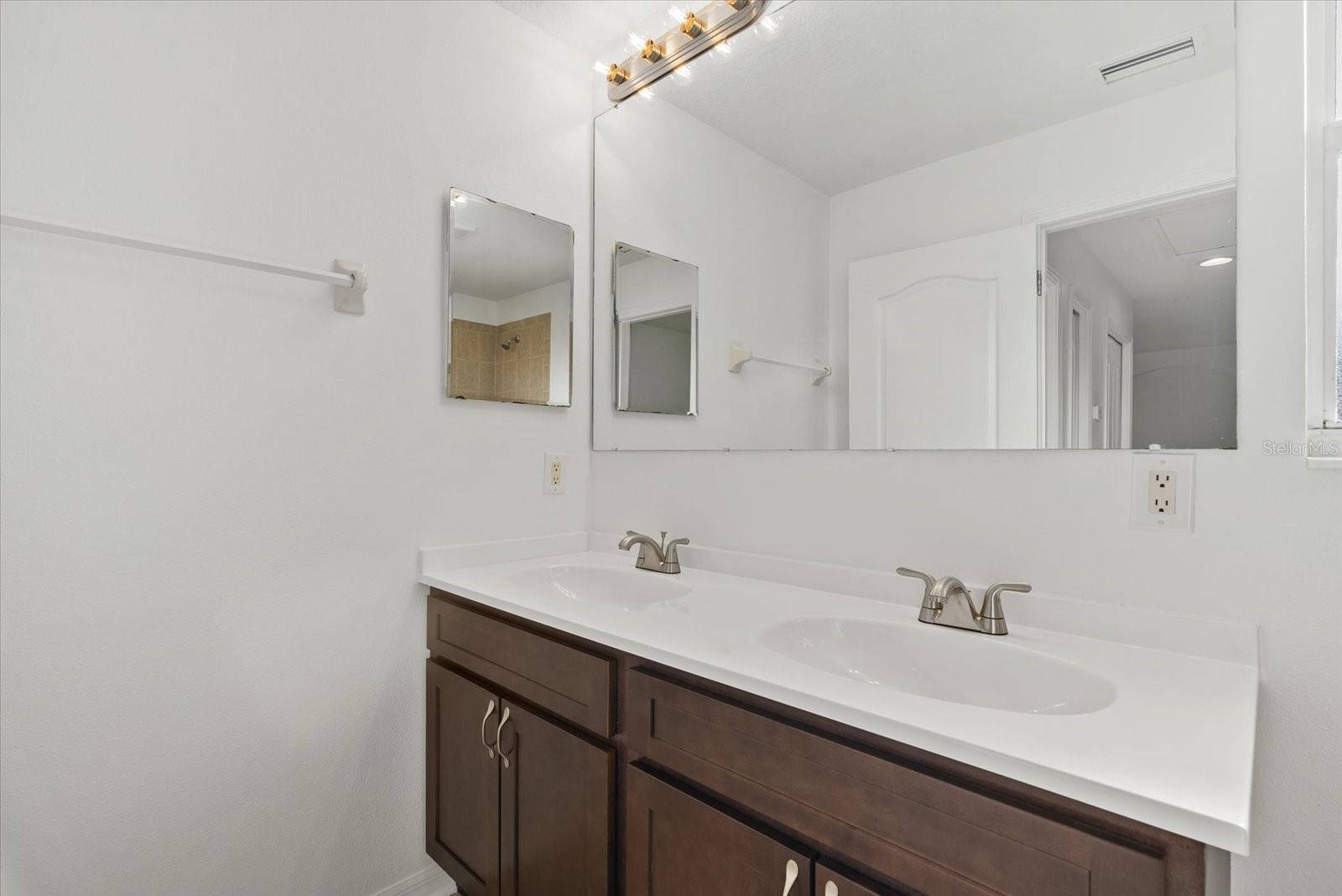 Image 27 of 48 For 12808 Hampton Hill Drive