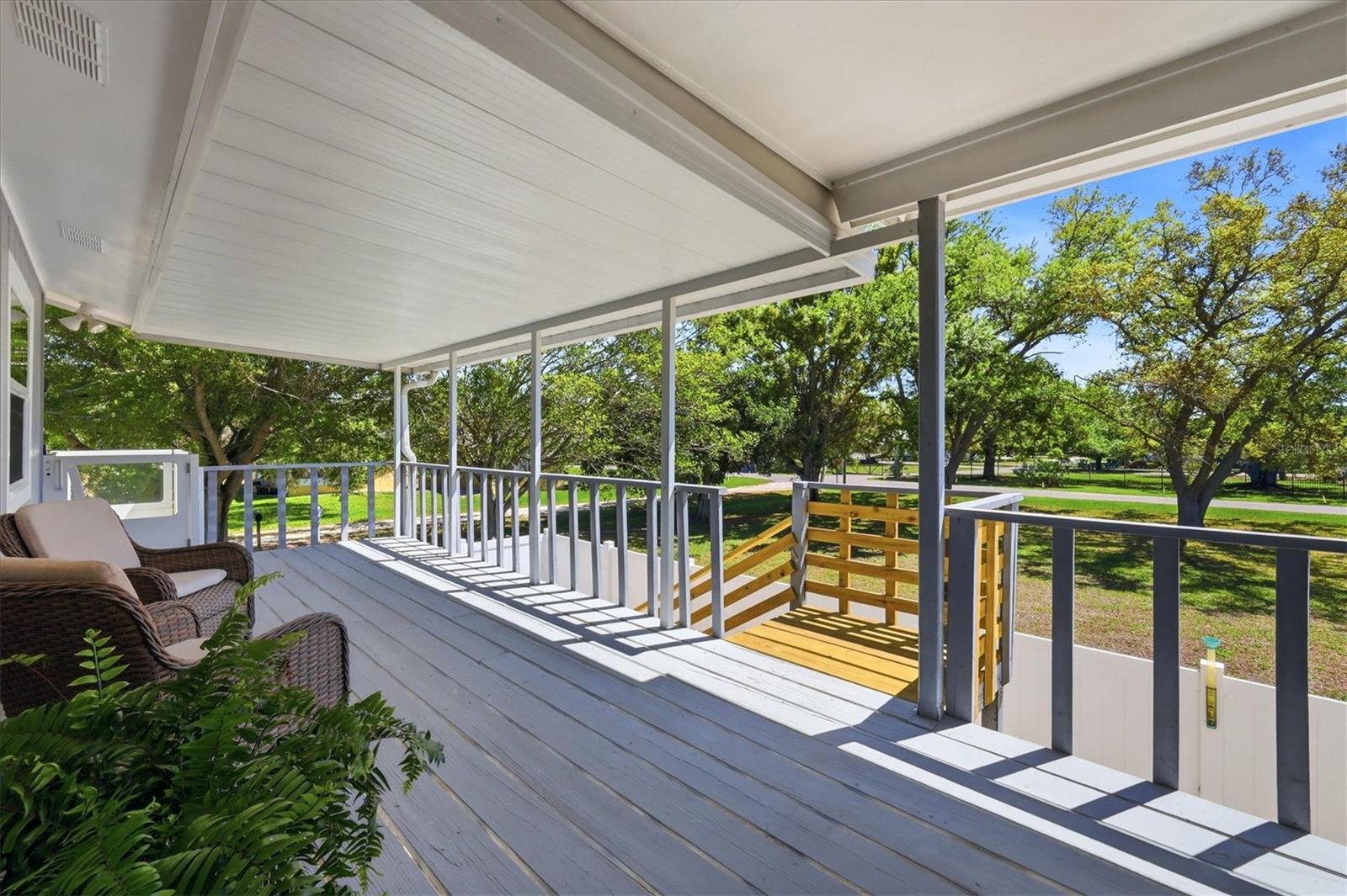 Image 12 of 59 For 1312 51st Avenue Drive W