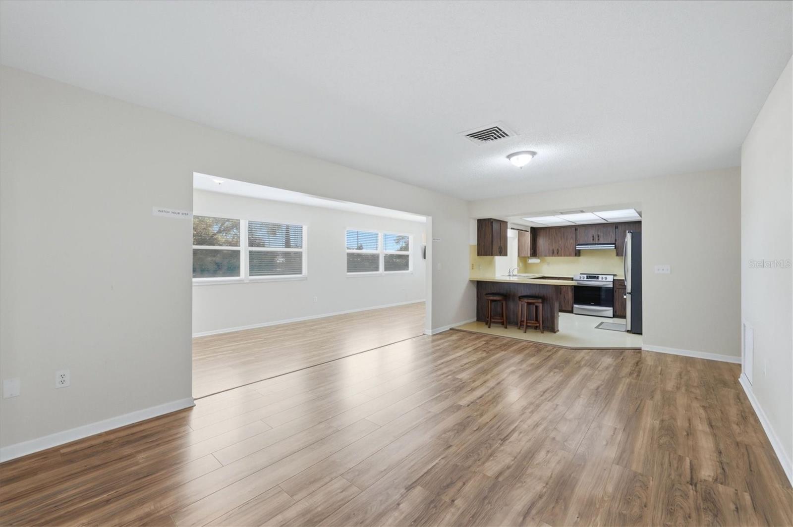 Image 18 of 59 For 1312 51st Avenue Drive W