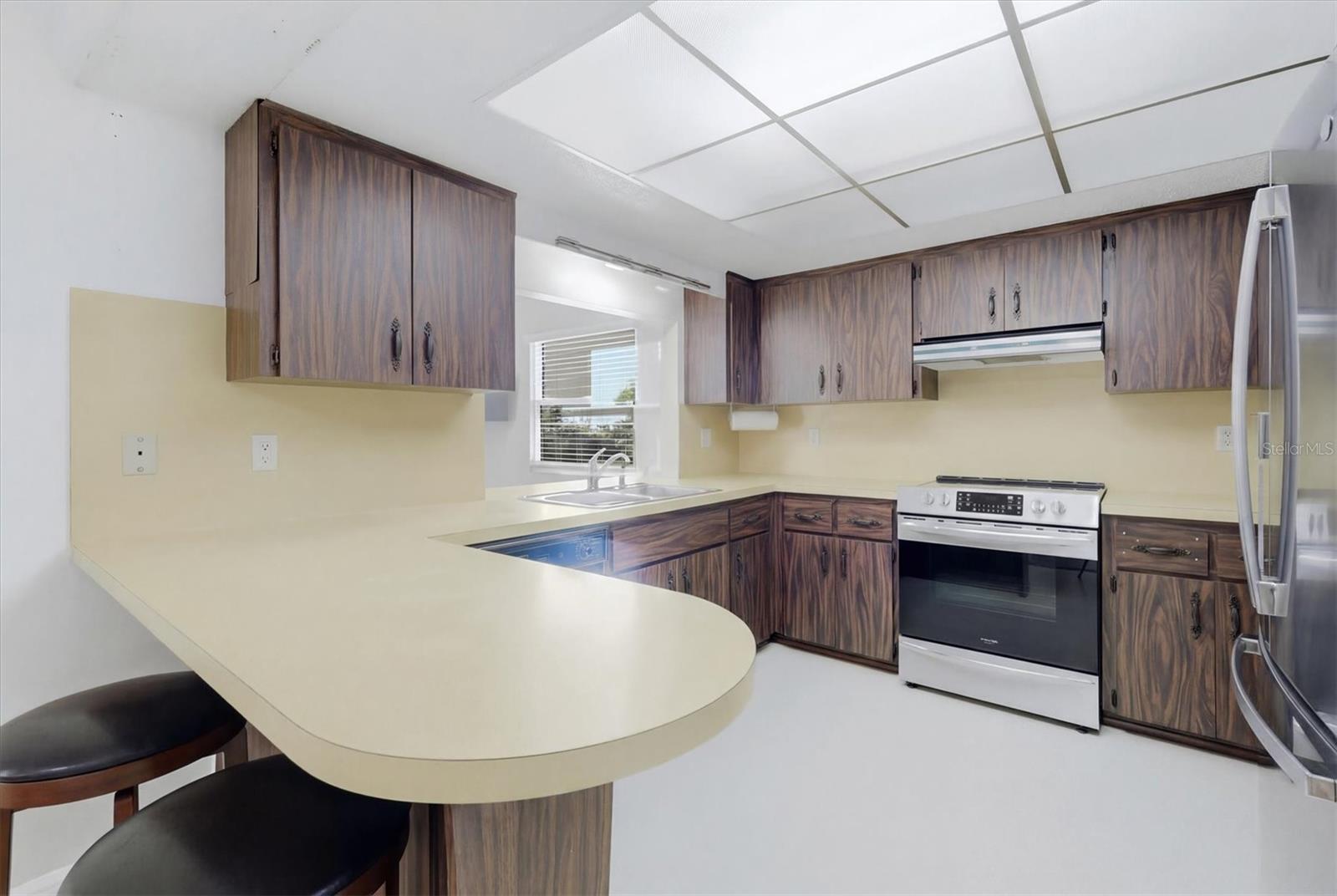 Image 24 of 59 For 1312 51st Avenue Drive W