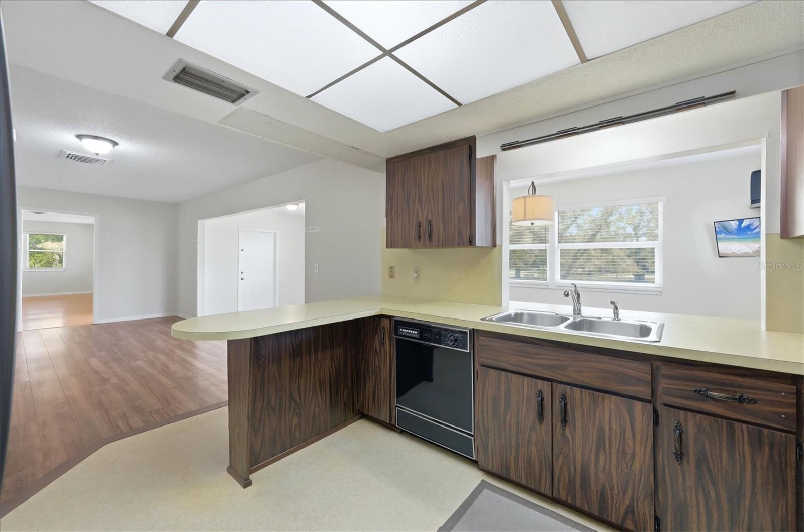 Image 25 of 59 For 1312 51st Avenue Drive W