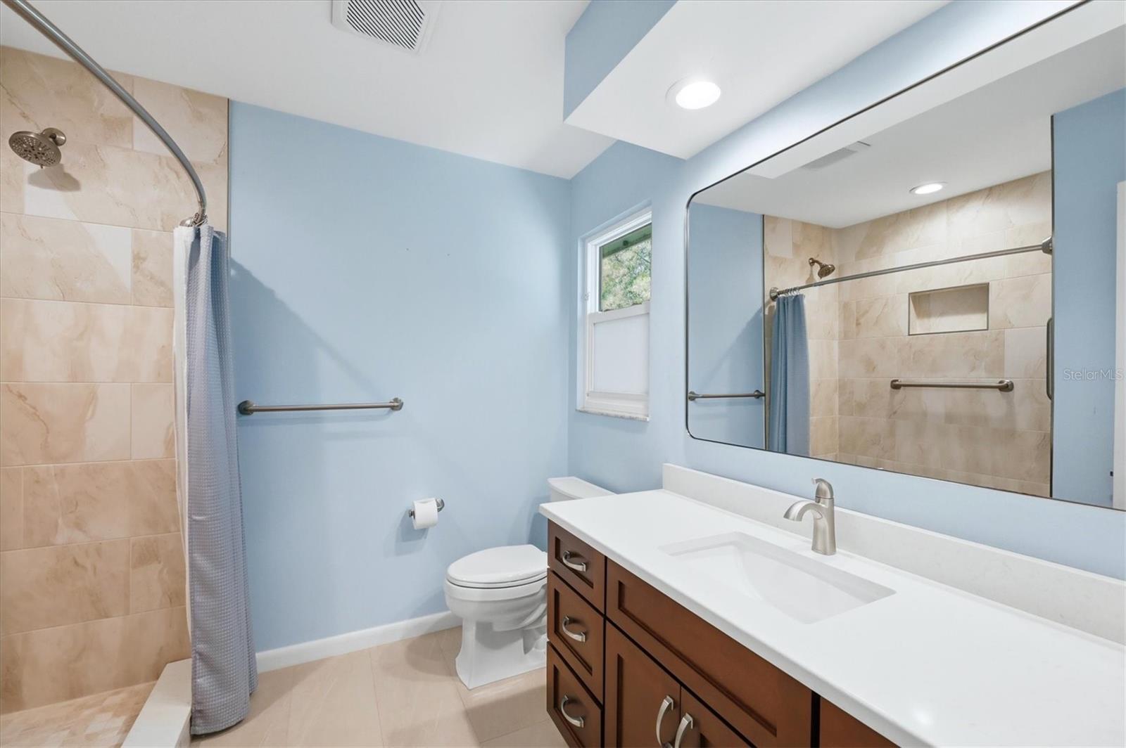 Image 32 of 59 For 1312 51st Avenue Drive W