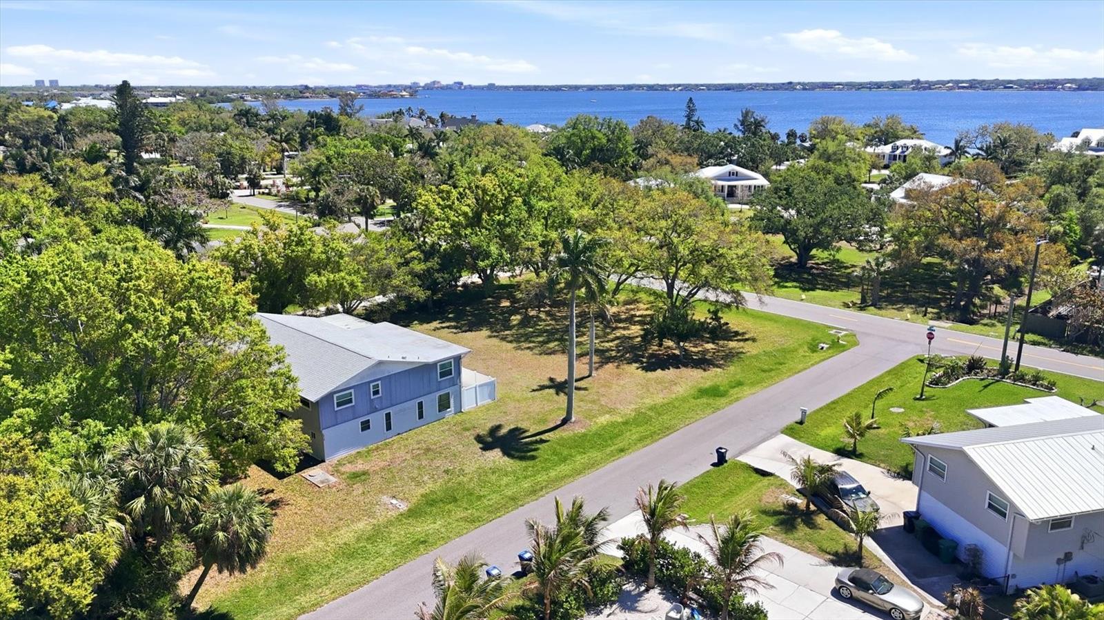 Image 50 of 59 For 1312 51st Avenue Drive W