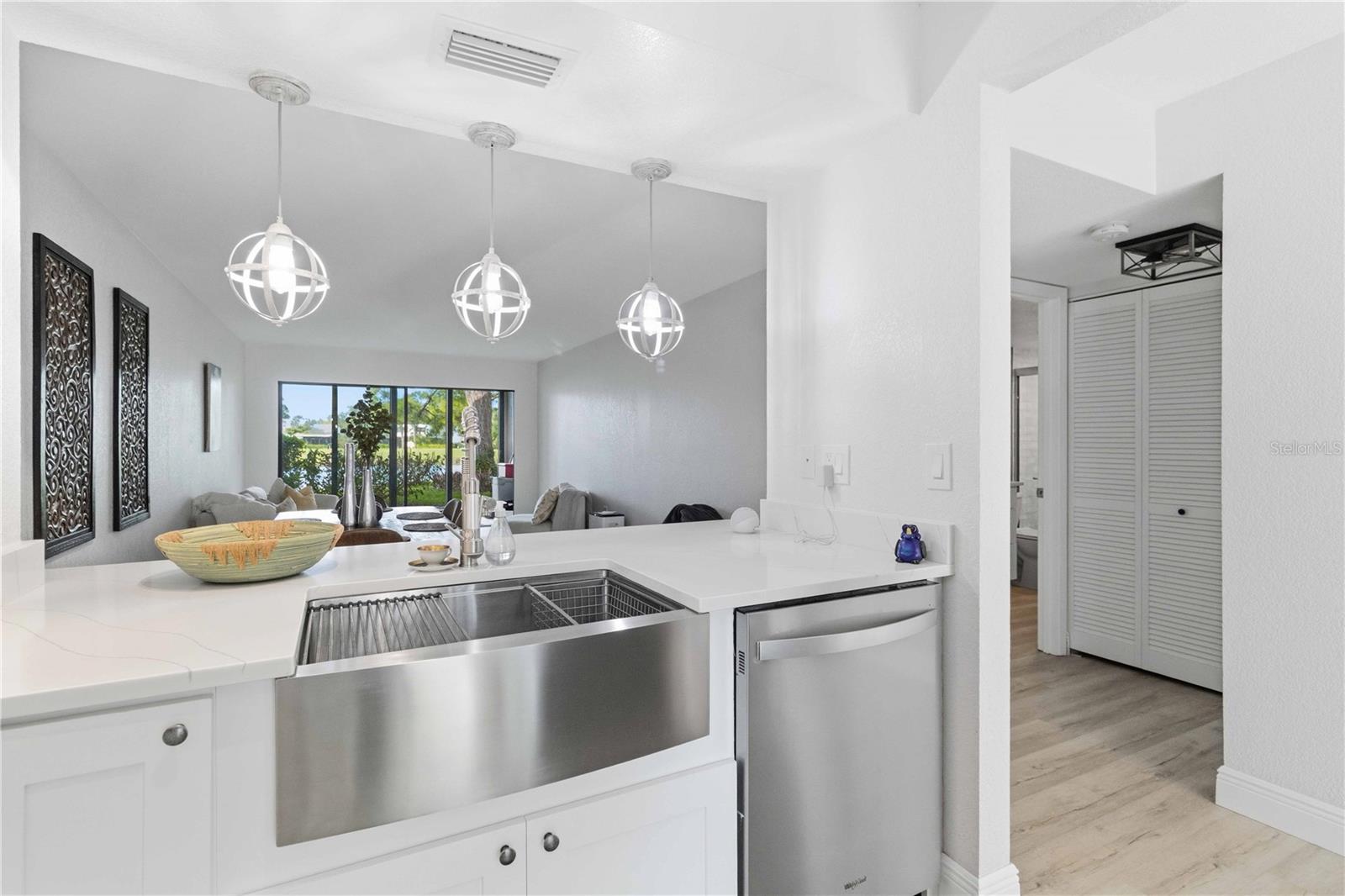 Image 15 of 30 For 3053 Taywood Mdws  3