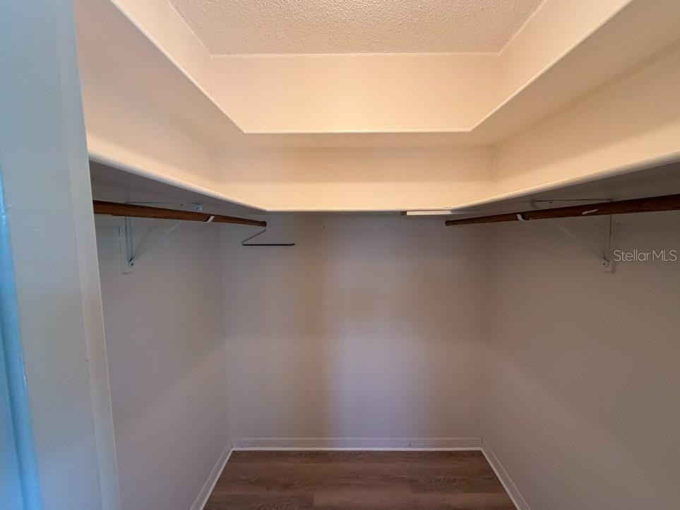 Image 15 of 23 For 5835 Tidewood Avenue 16