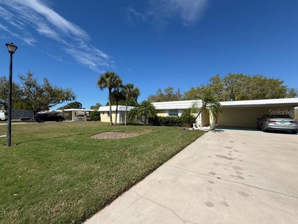 Image 3 of 23 For 5835 Tidewood Avenue 16