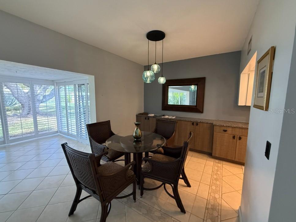 Image 9 of 23 For 5835 Tidewood Avenue 16