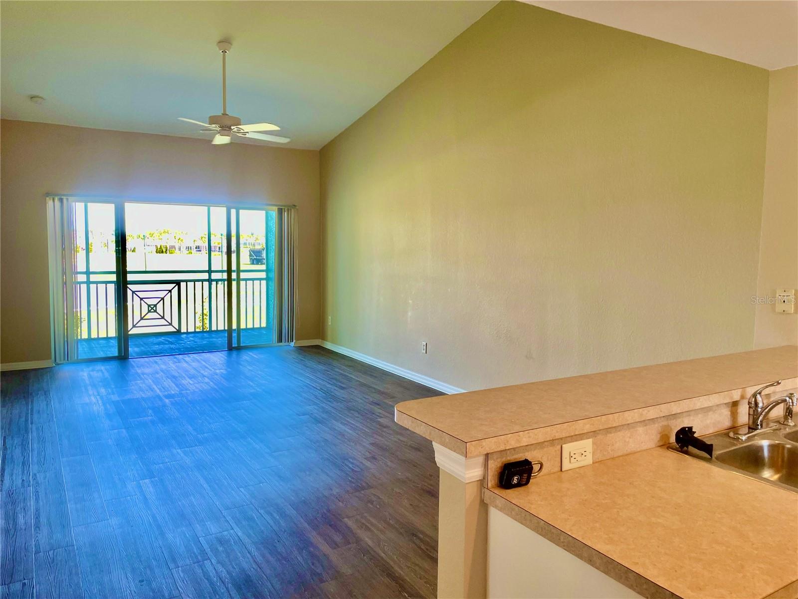 Image 8 of 21 For 5764 Sabal Trace Drive 201