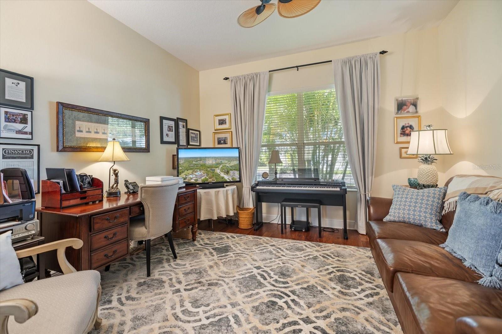 Image 12 of 75 For 12410 Thornhill Court