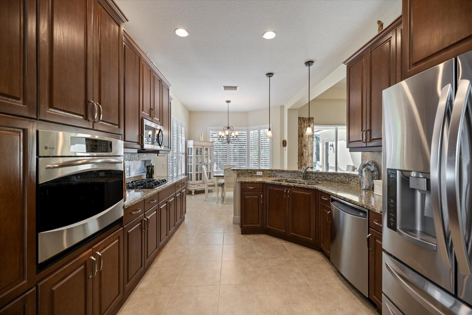 Image 22 of 75 For 12410 Thornhill Court