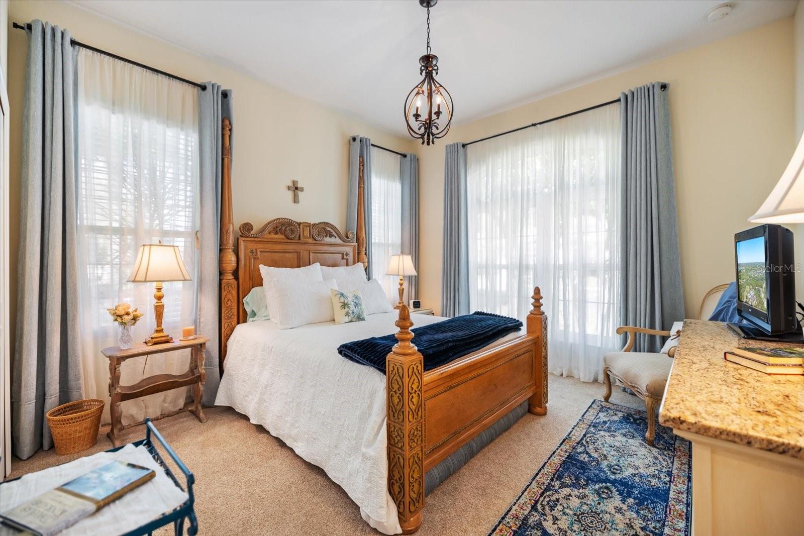 Image 42 of 75 For 12410 Thornhill Court