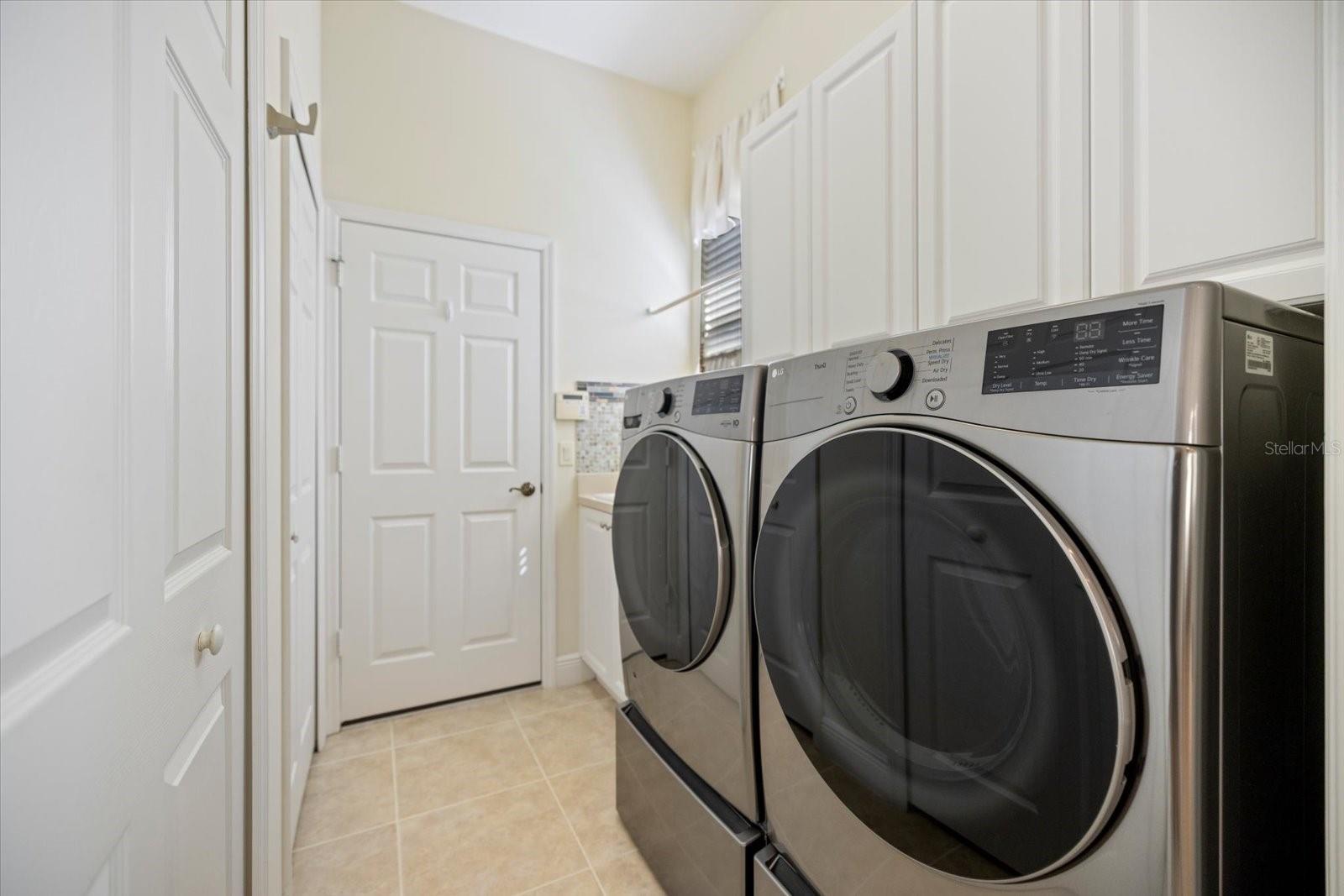 Image 62 of 75 For 12410 Thornhill Court