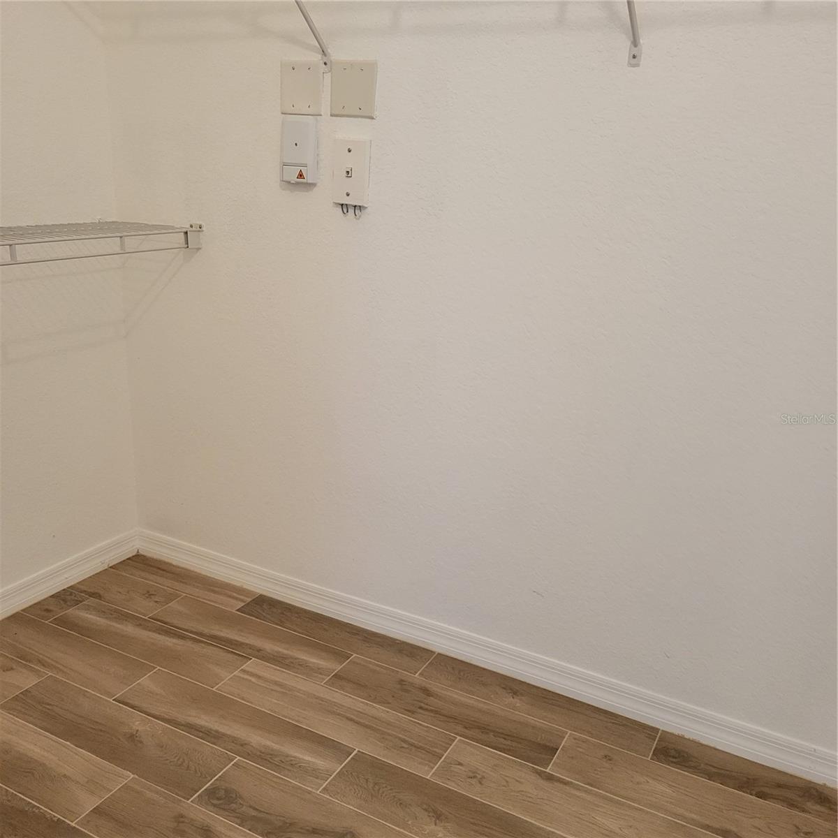 Image 15 of 43 For 1064 Tamiami Trail 1325