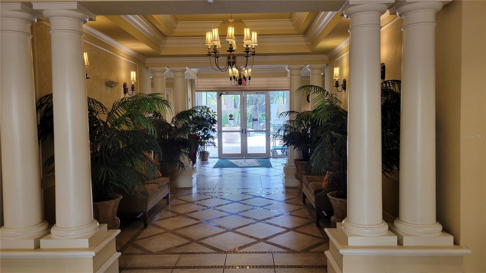 Image 3 of 43 For 1064 Tamiami Trail 1325