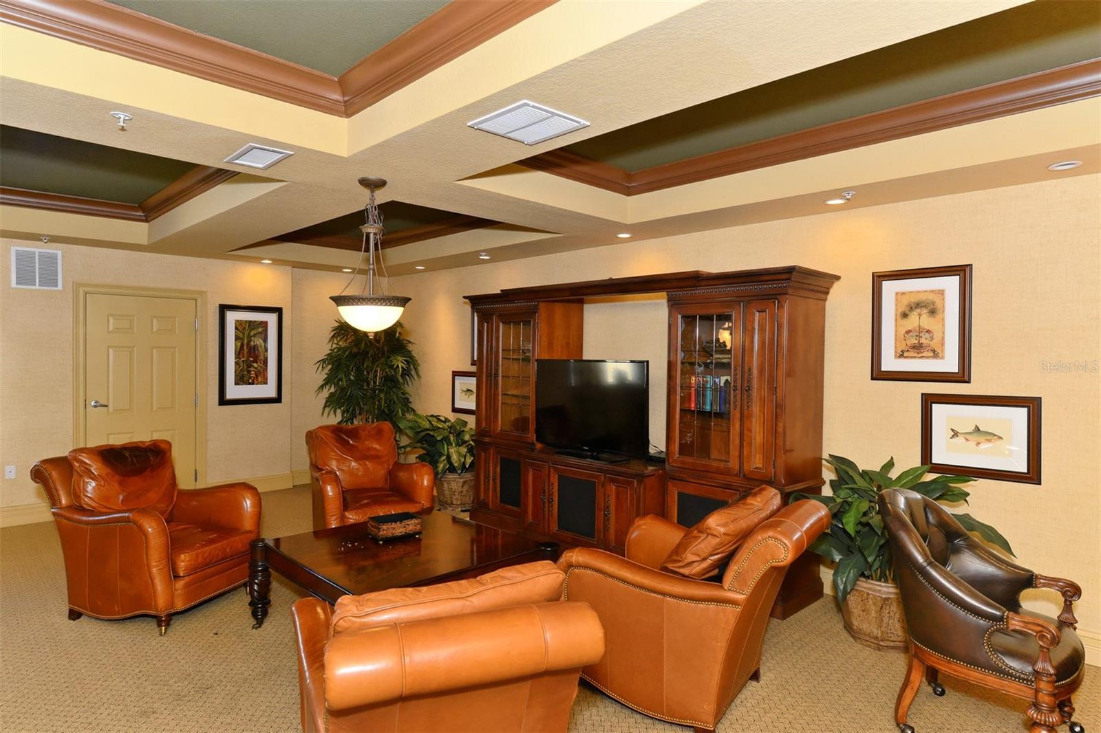 Image 37 of 43 For 1064 Tamiami Trail 1325