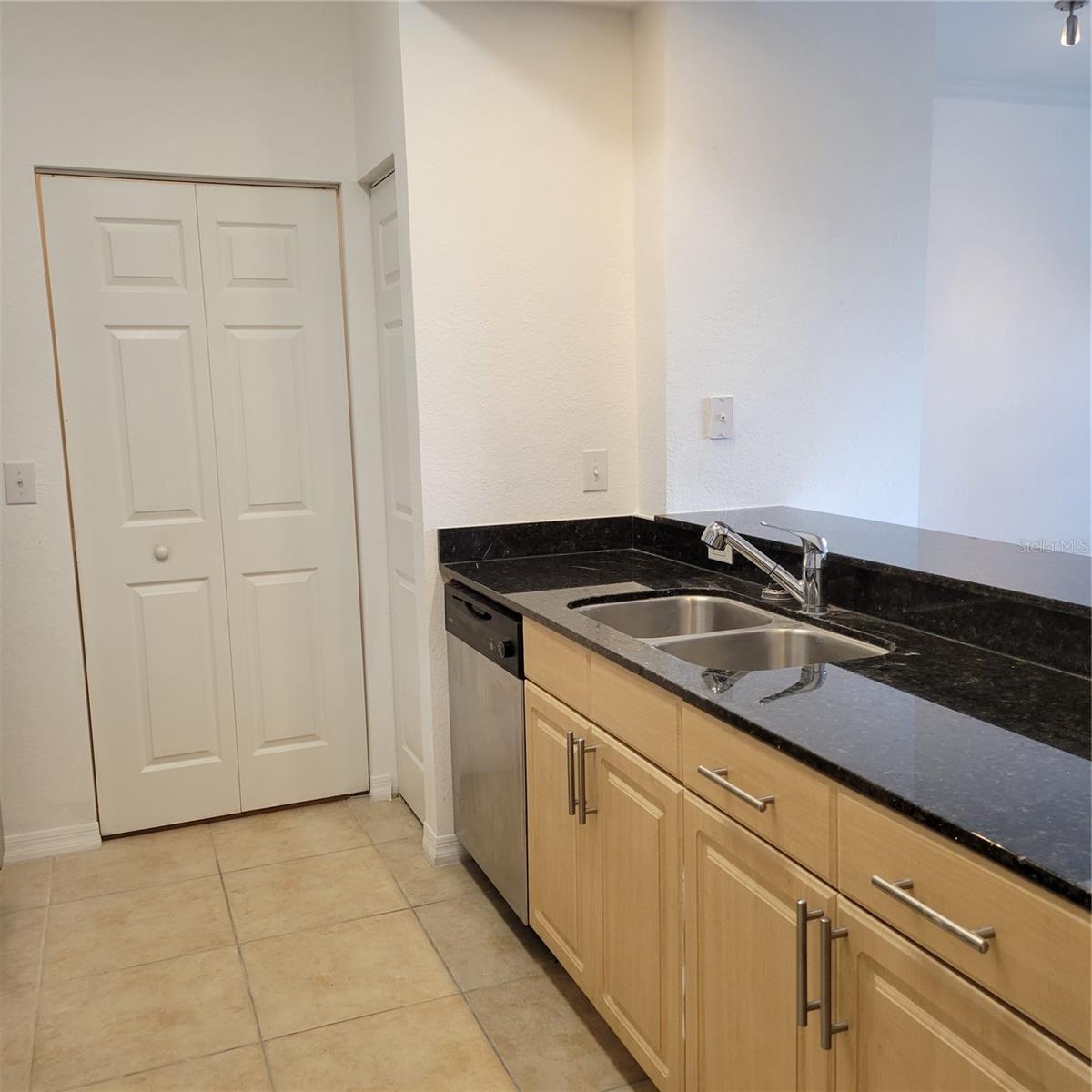 Image 5 of 43 For 1064 Tamiami Trail 1325